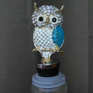 Owl wine stopper. Beautiful condition.
